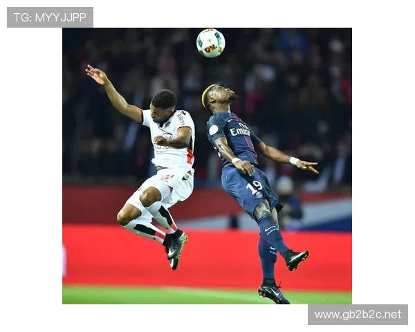 巴黎圣日耳曼欧战崩盘表现,阶段性反映球队真实水平与稳定性面临考验 巴黎圣日耳曼欧战崩盘表现,阶段性反映球队真实水平与稳定性面临考验