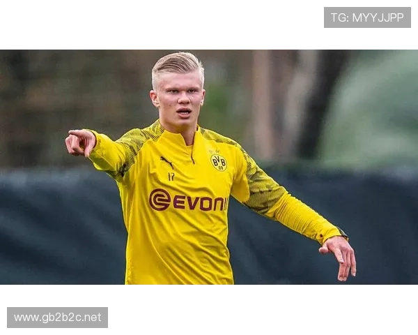 多特蒙德中场连接断裂问题显现，对球队赛季下半程稳定性构成挑战。