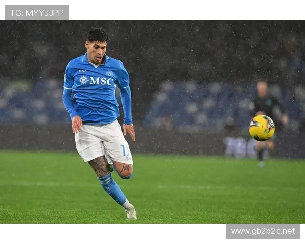 那不勒斯进入冠军后重建阶段,阵容变化与表现波动对赛季走势形成制约 那不勒斯进入冠军后重建阶段,阵容变化与表现波动对赛季走势形成制约